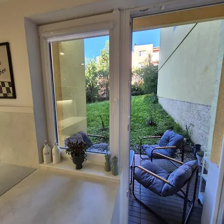 Quiet Place Within Reach Of The Center Апартаменты Банска-Бистрица